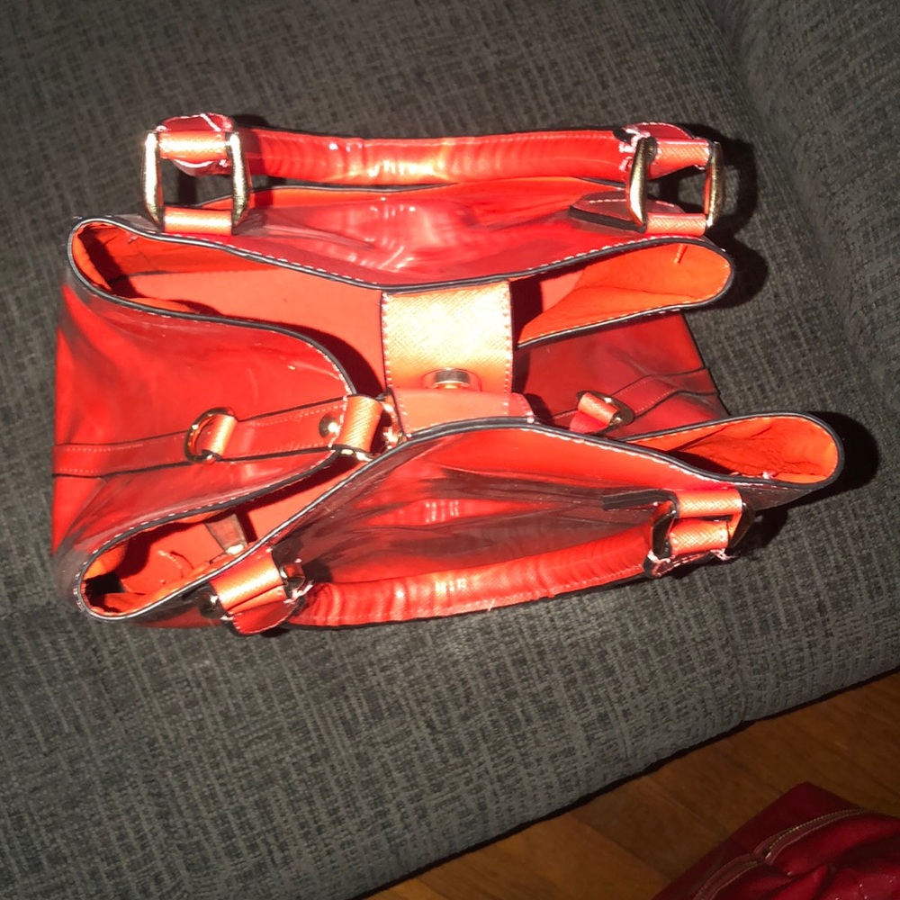 Purse - Picture 2 of 3